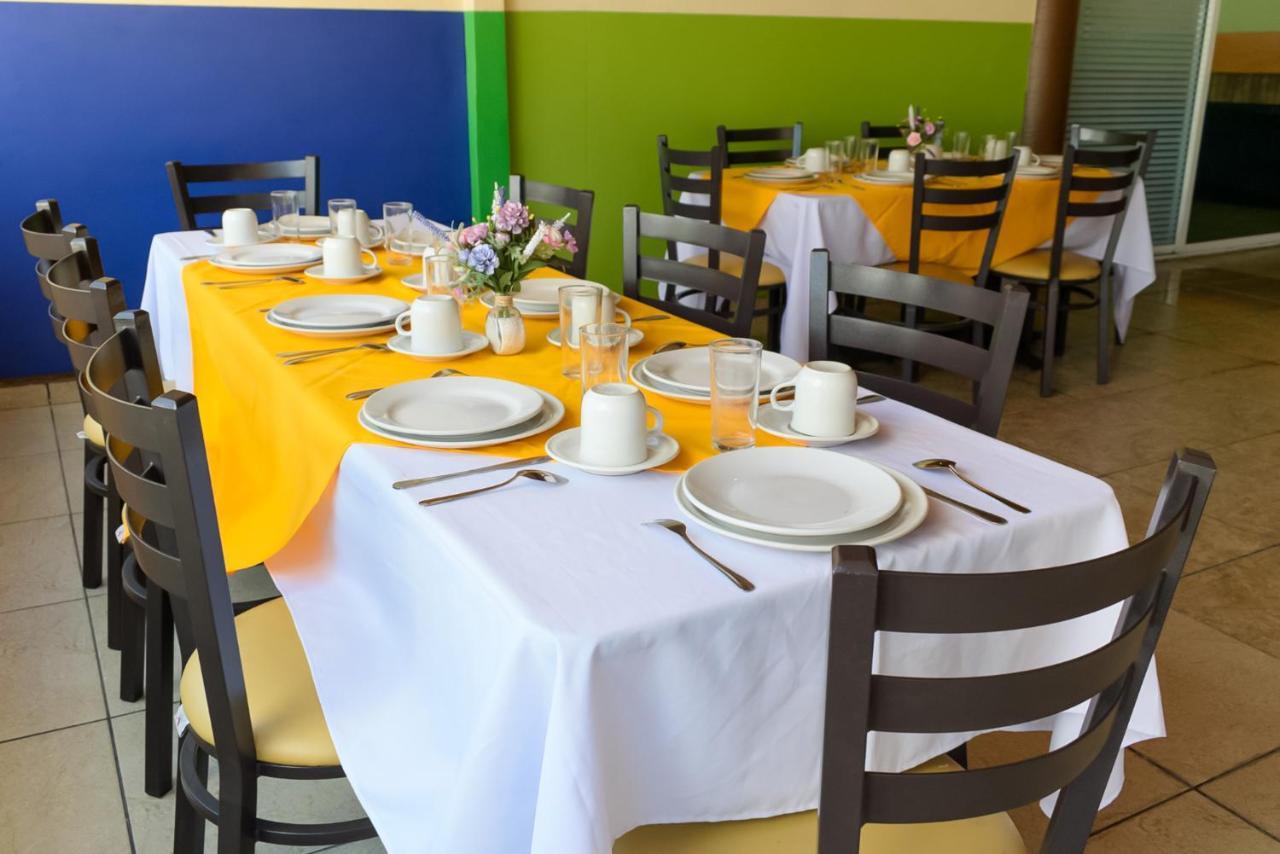 Puebla Inn Express Екстериор снимка