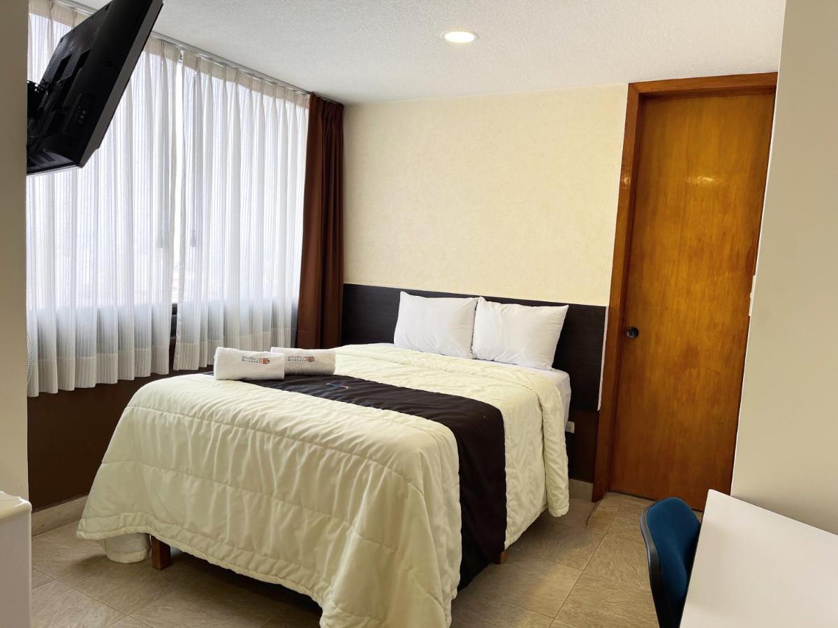 Puebla Inn Express Екстериор снимка